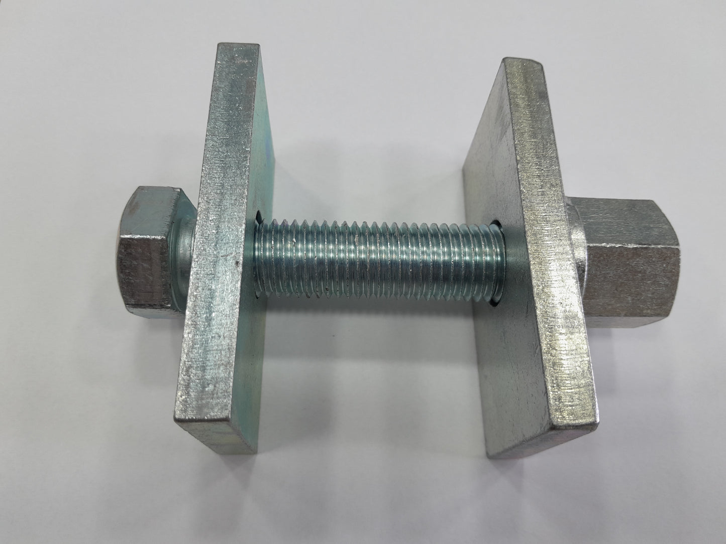 INNVENDIG CONTAINERKLEMME, TREKKSTAG MED SKIVE, FESTE FOR CONTAINERE